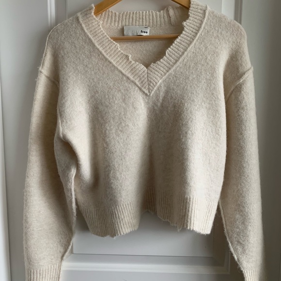 Aritzia Wilfred sweater - Picture 1 of 3